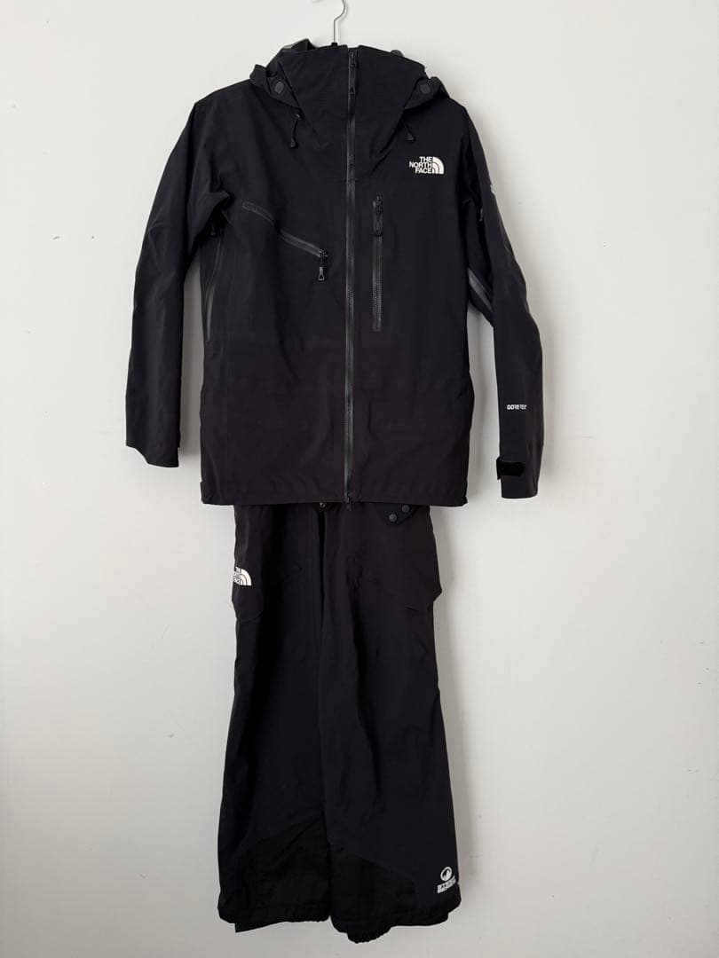 The North Face ジャケット・ビブパンツセット