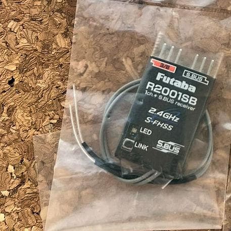 Futaba R2001SB 新品未使用 2個セット