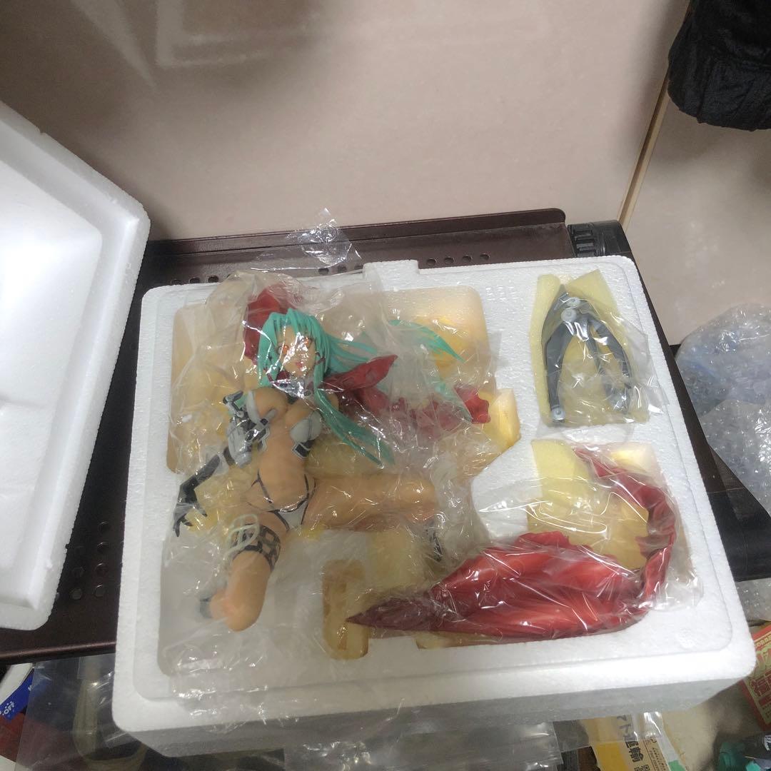 花輪黄葉 塵骸魔境 フィギュア 1/6 ミルヒ シュトラーセ 模型 完成品