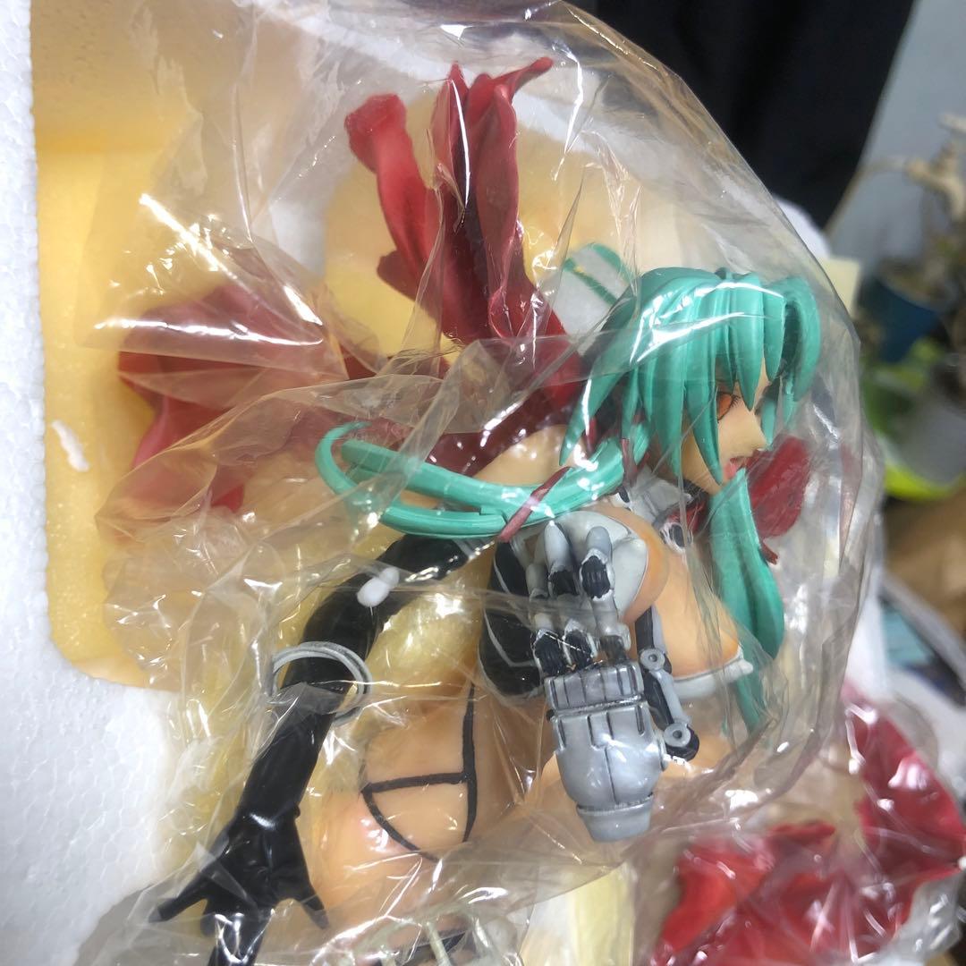 花輪黄葉 塵骸魔境 フィギュア 1/6 ミルヒ シュトラーセ 模型 完成品