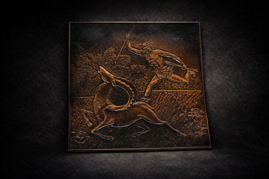 ソ連80年代 銅レリーフ 手工叩き出し 28×28cm 額装 飾画