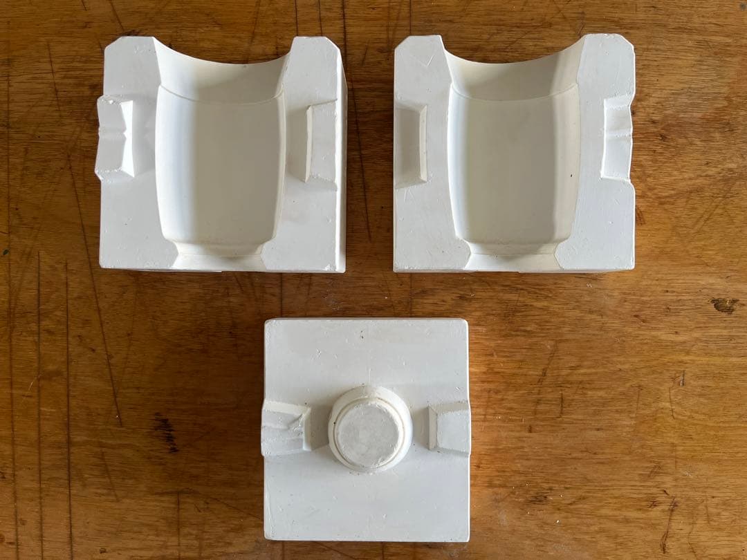 鋳込み用石膏型・湯飲み