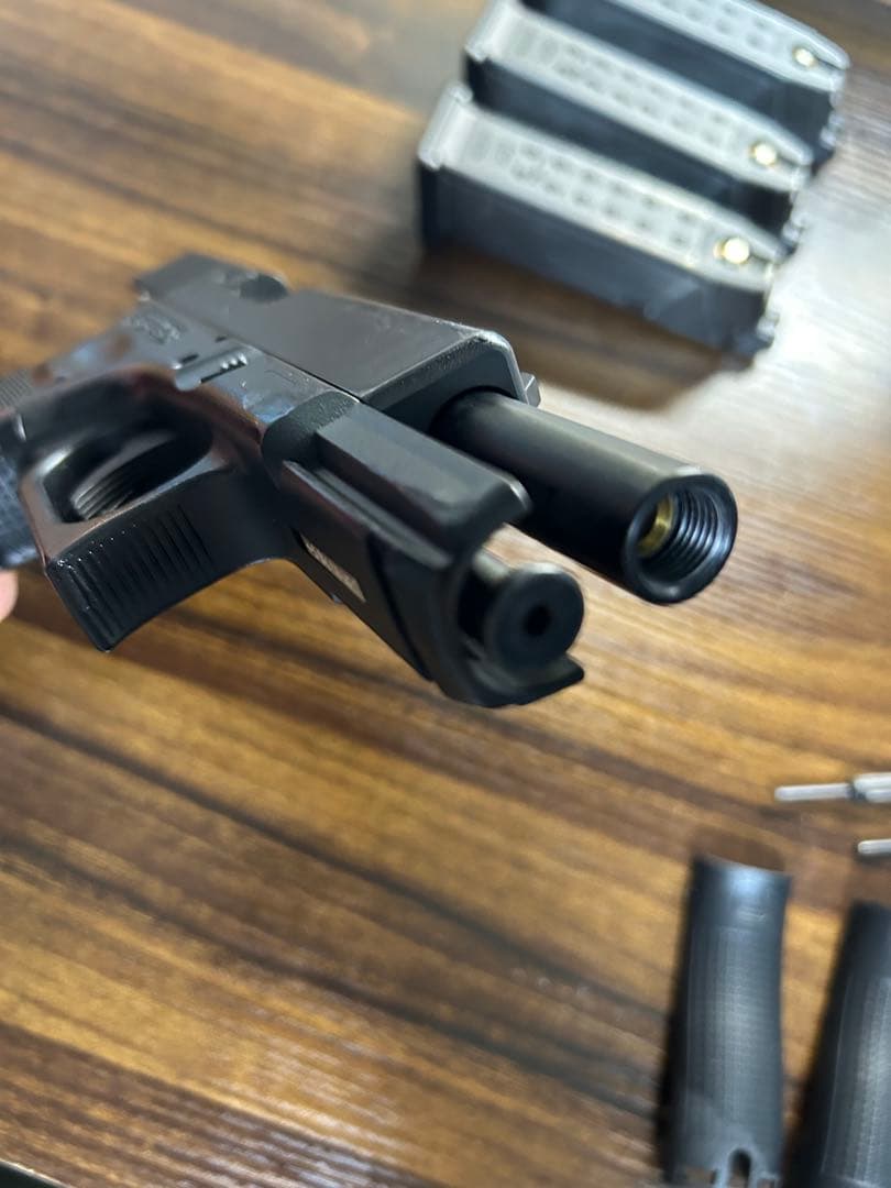 東京マルイ　グロック 19 gen4 本体＋マガジン×3