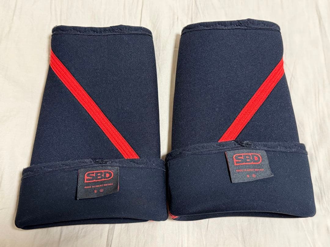 【週末限定価格‼️】新ロゴ SBD ニースリーブ Sサイズ