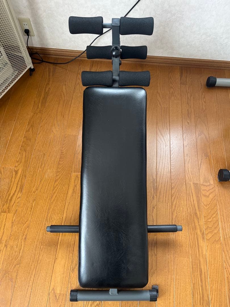 腹筋背筋マシン　3月初旬まで