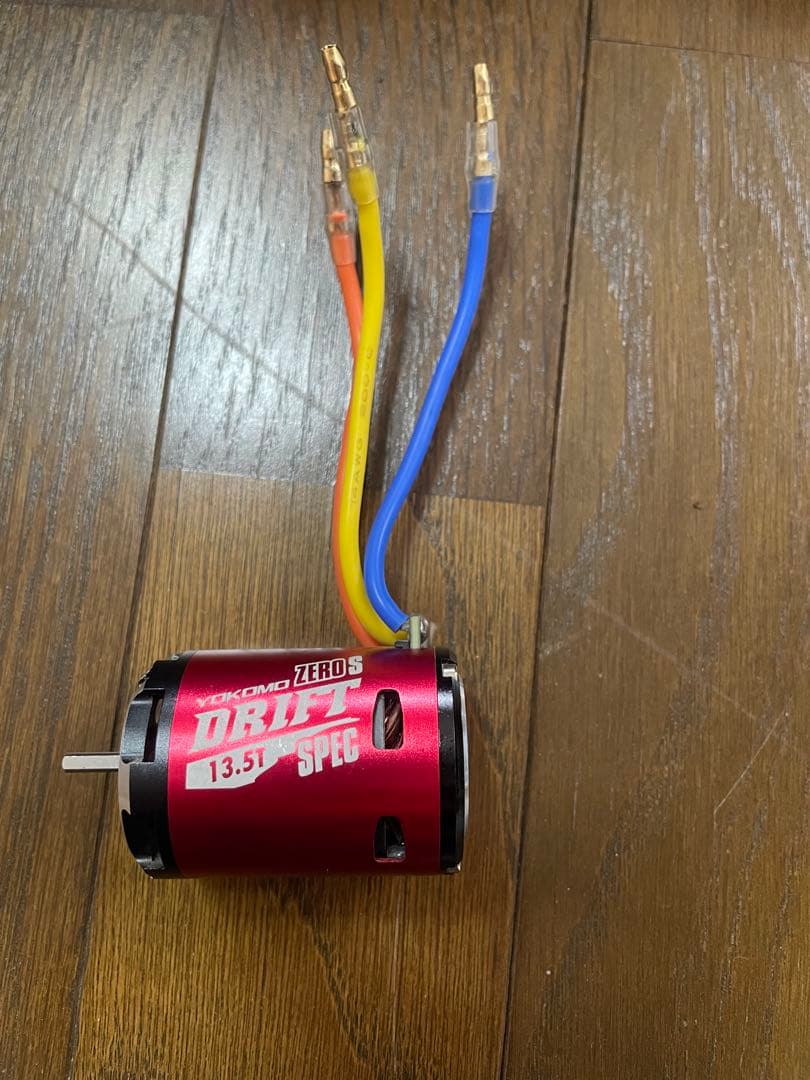 ヨコモブラシレスモーター、ESC、サーボ、ジャイロセット