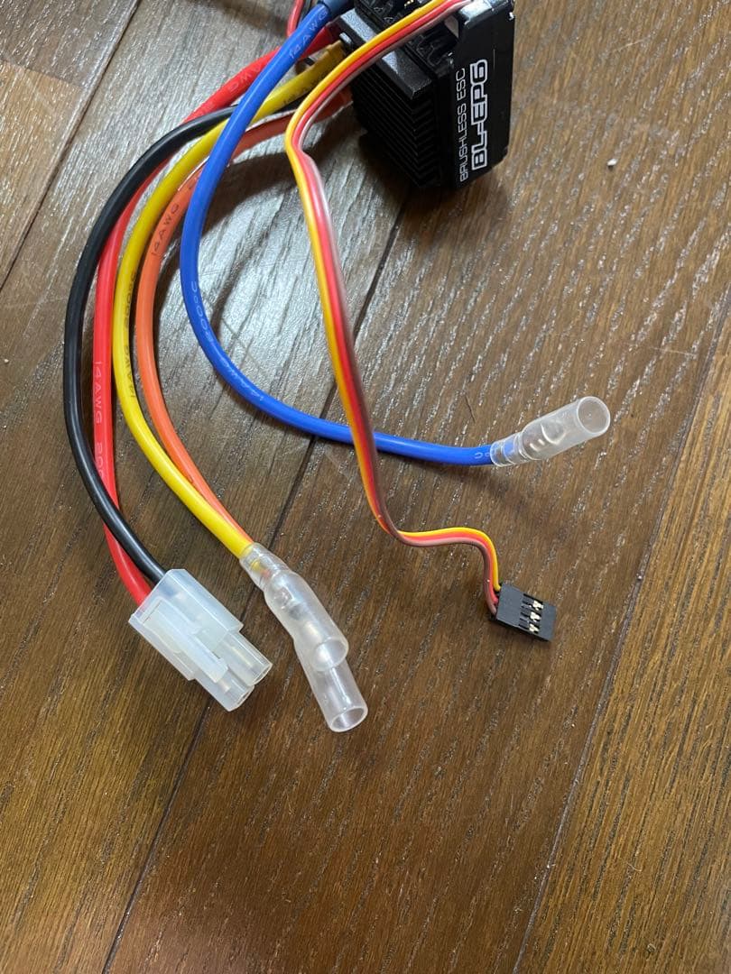 ヨコモブラシレスモーター、ESC、サーボ、ジャイロセット