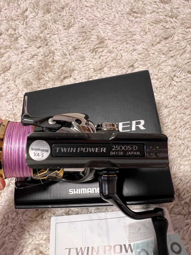 SHIMANO TWIN POWER 2500S スピニングリール