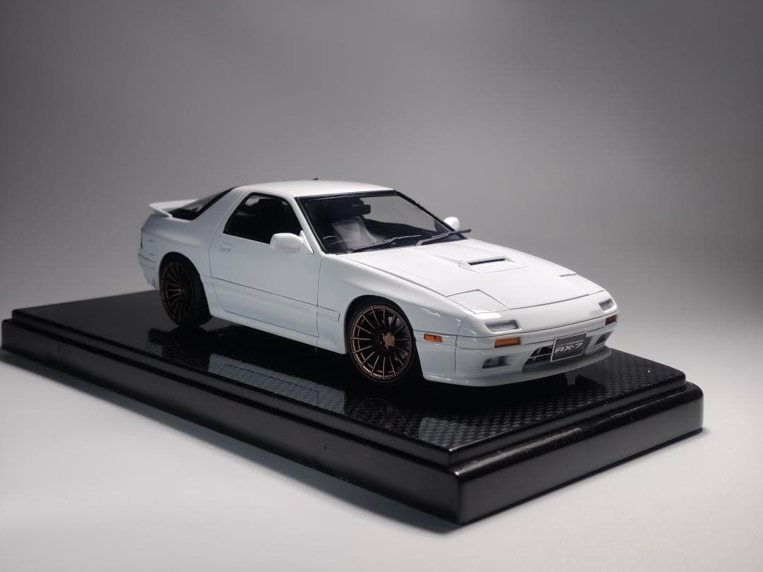 1/24 マツダ サバンナ RX7（FC3S）プラモデル 完成品