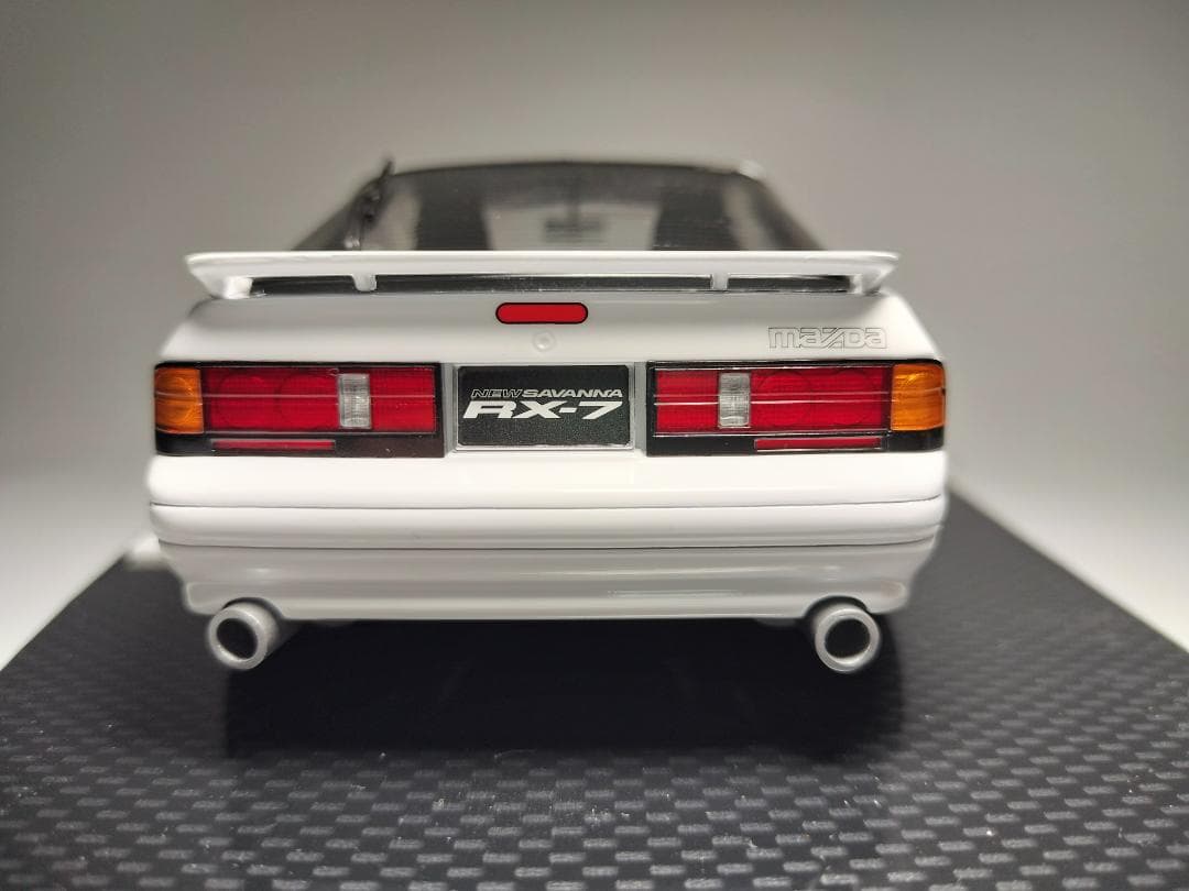 1/24 マツダ サバンナ RX7（FC3S）プラモデル 完成品
