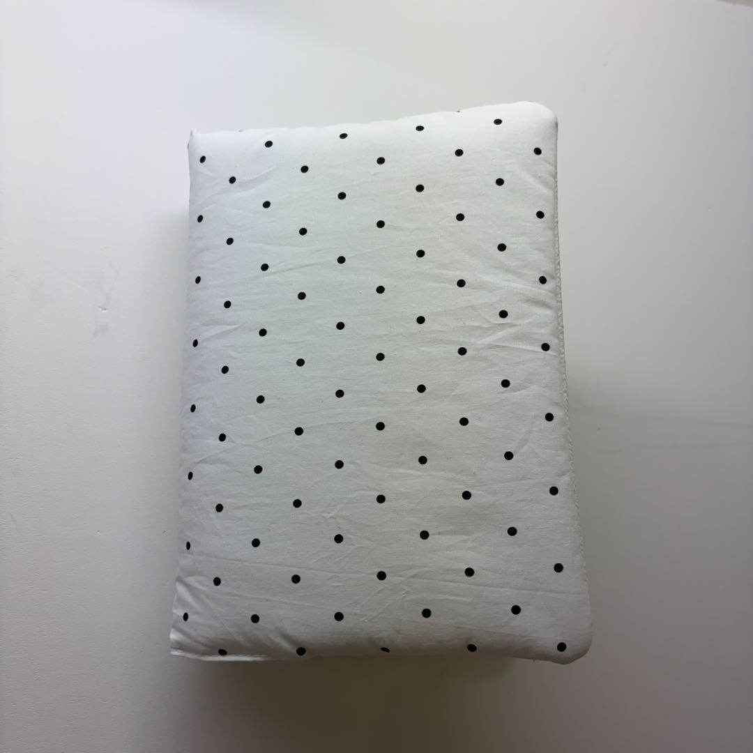 バインダーカバー　白ドット　ふかふか　A6 韓国　貯金