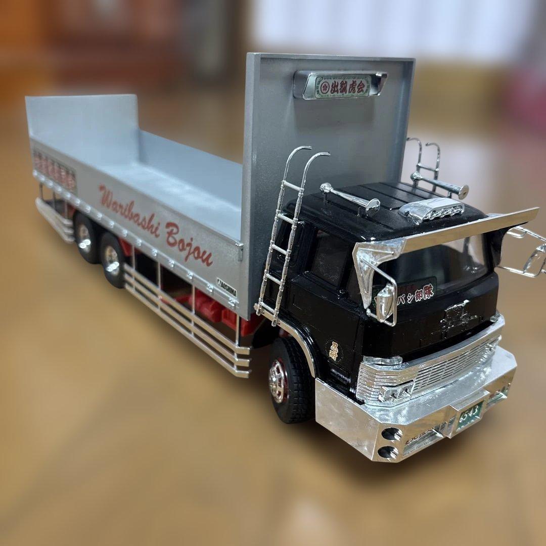 トラック　プラモデル　完成品　デコトラ　トラック野郎