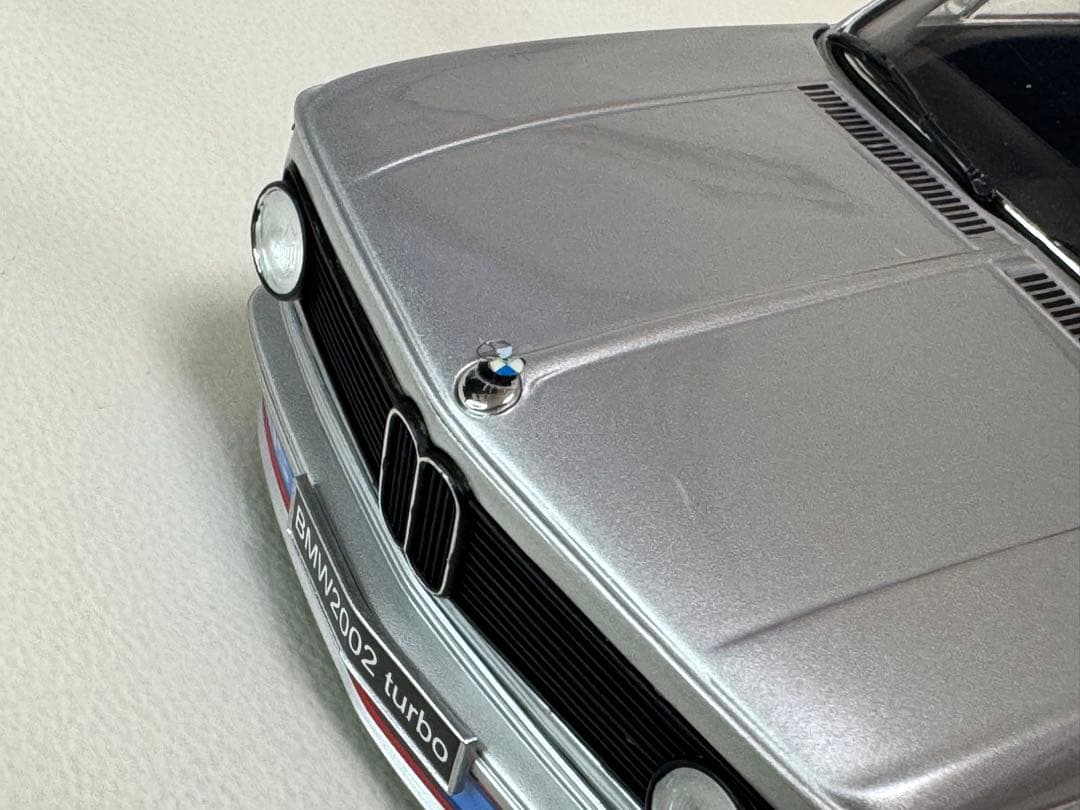 ☆ 京商  2002 ターボ 1/18 ☆