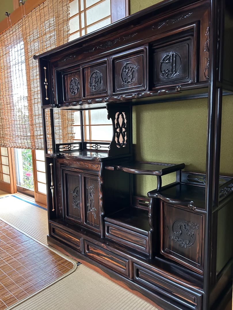 飾り棚 収納棚 骨董品 黒檀 アジアン家具 ダークブラウン 木製