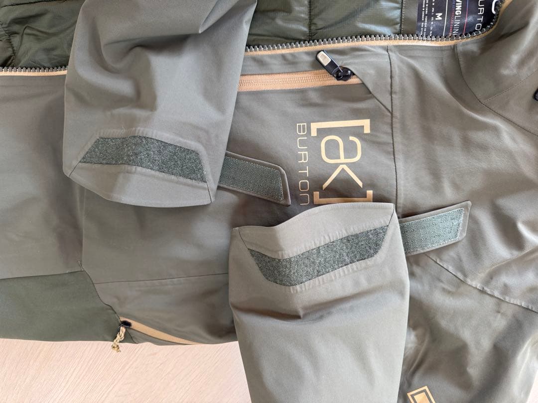 BURTON [ak] スキーウェア オリーブグリーン上下