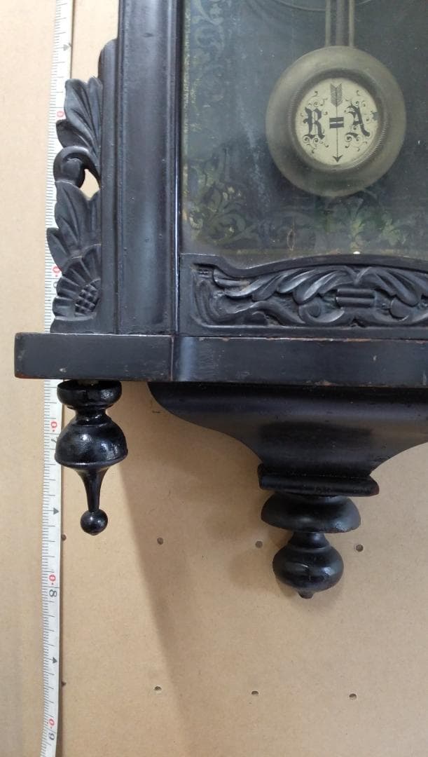 古い柱時計　　①