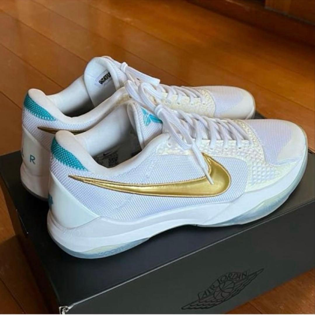 (値下げ可)KOBE 5 PROTORO UNDEFEATED 29cm