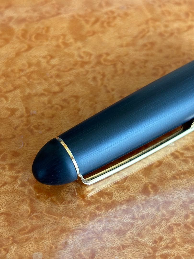 プラチナ萬年筆＃３７７６ 純金「肥後象嵌」絵柄（イチョウ）ペン先：中字受注生産