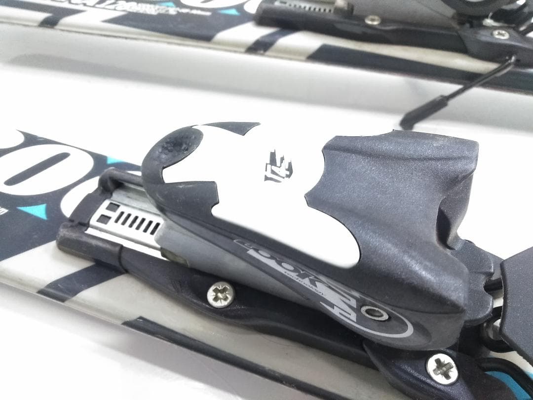 ジュニアスキー4点セット スワロー128cm ブーツ ハートDIVA 22cm◇