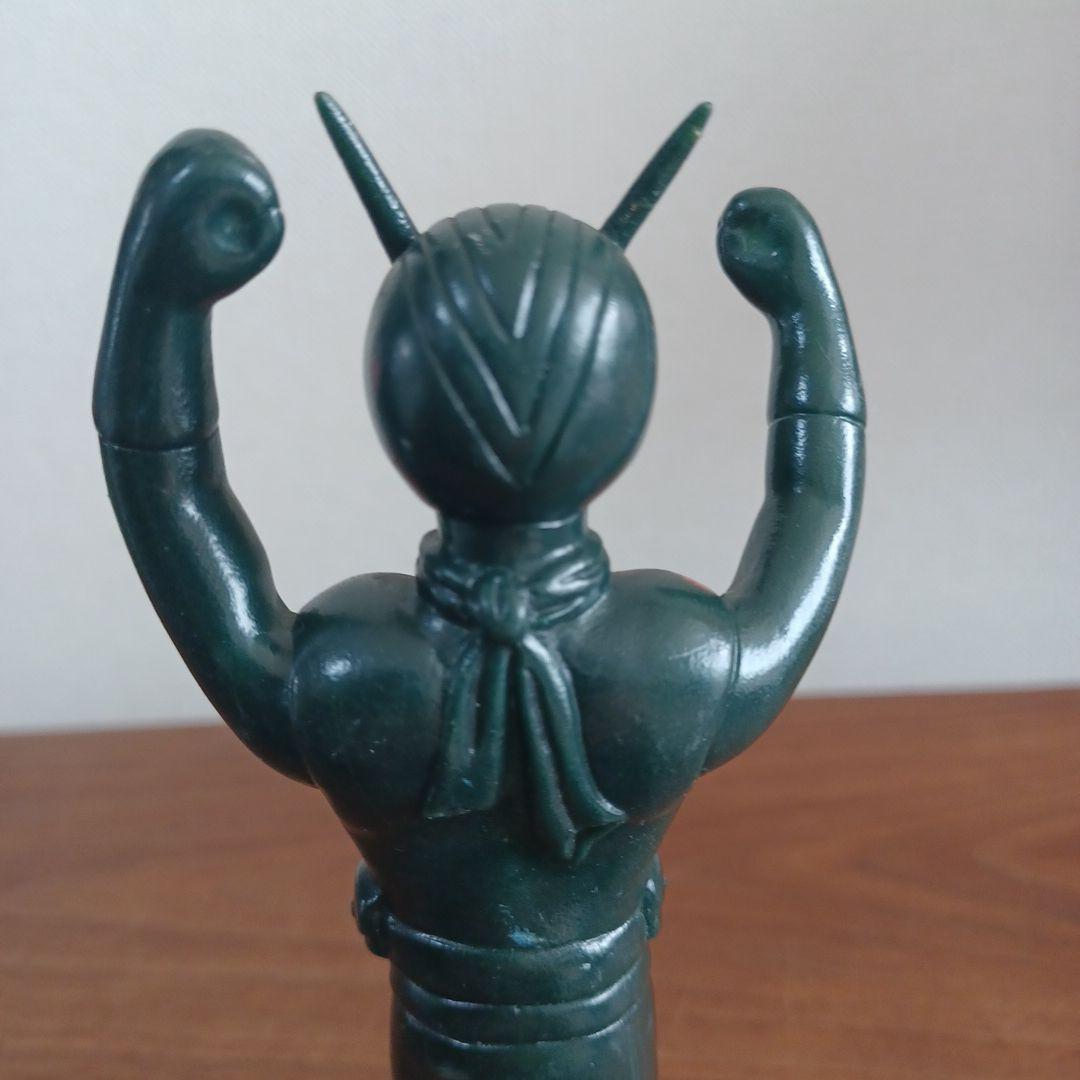 無版権　パチもの　「ライダーマン」風の鉄紺色の希少ソフビ フィギュア