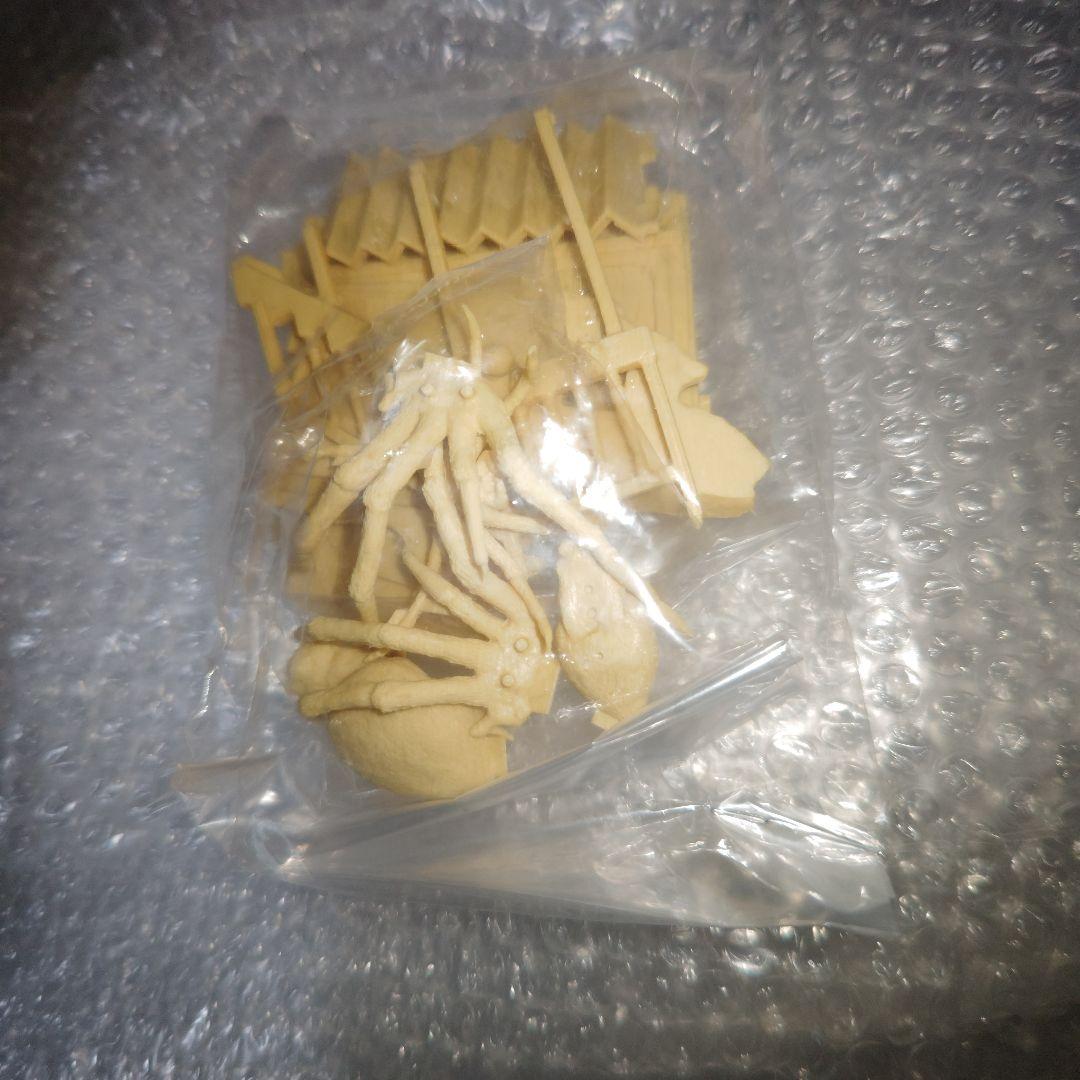 怪獣無法地帯　ウルトラQ　クモ男爵の館　タランチュラ　ガレージキット　未組立