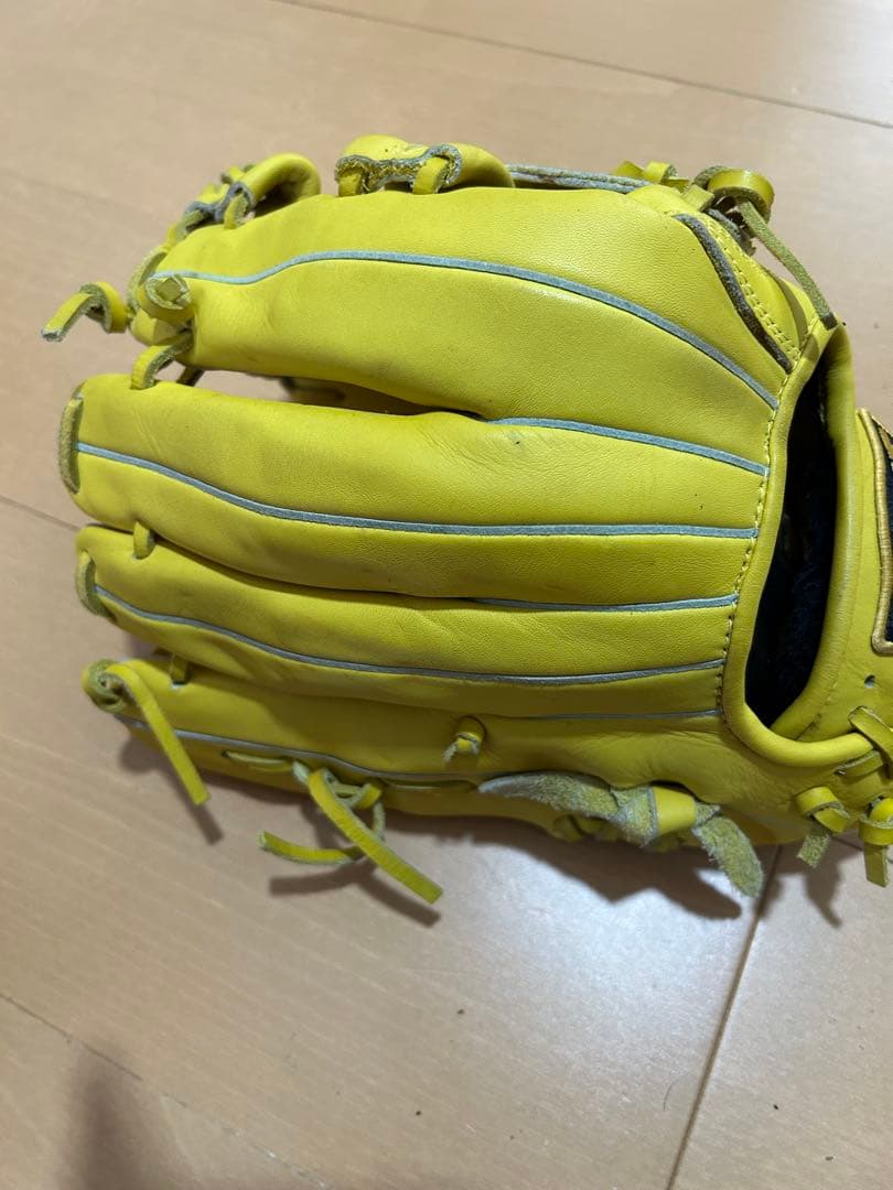 大人用　ZETT 軟式グローブ 内野手用　イエロー