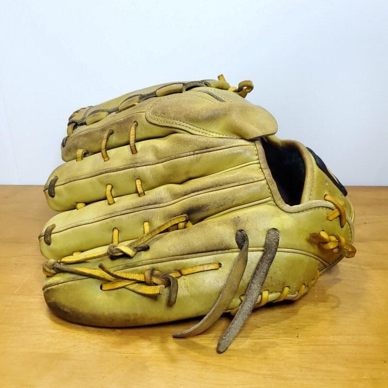 ZETT ゼット プロステイタス 日本製 佐藤刻印 投手用 硬式グローブ