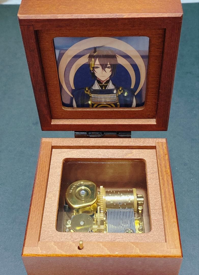 刀剣乱舞　三日月宗近　オルゴール