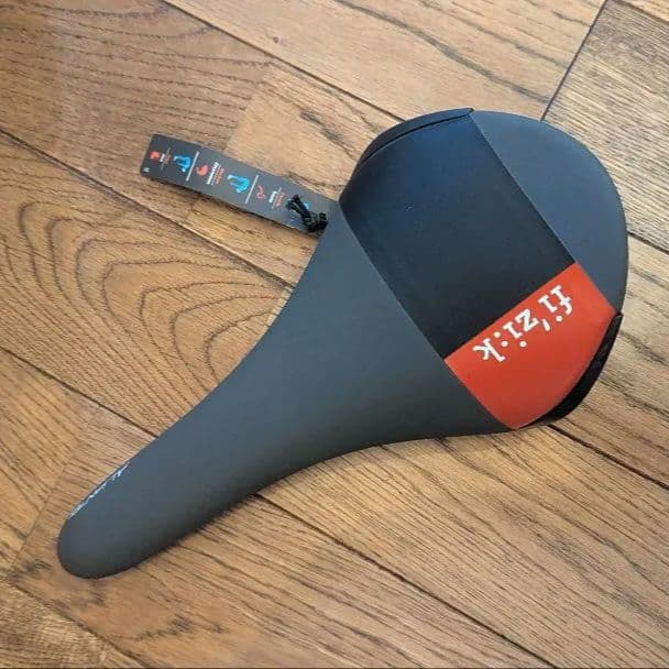 fi'zi:k Aliante R3 フィジーク アリアンテr3 k:ium