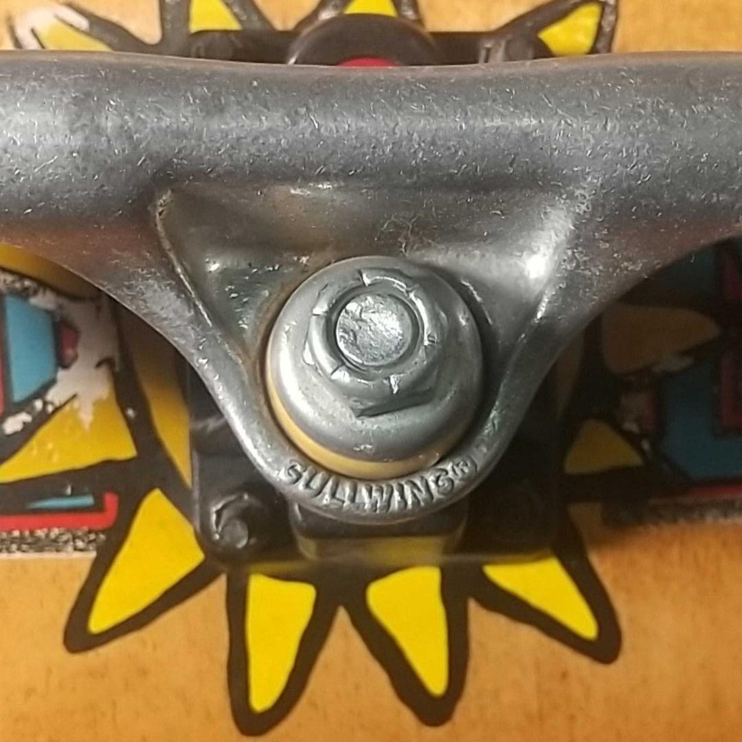 月末終売　ヴィンテージ NEWDEAL ニューディール スケートボード