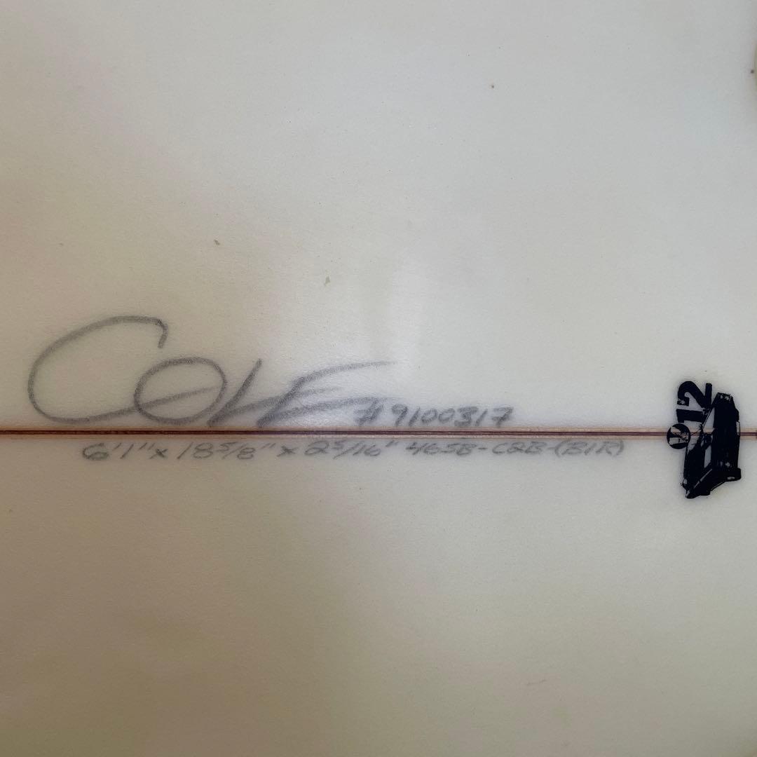 COLEショートボード 61\" x 18 5/8\" x 2 5/16\" 
V12