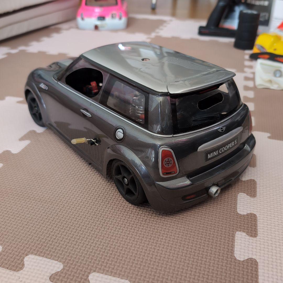 Kyosho Spada 09L ラジコンエンジンカー．プロポ付