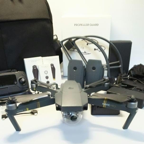 ドローン DJI Mavic Pro フルセット＋付属品・キャリーバッグ