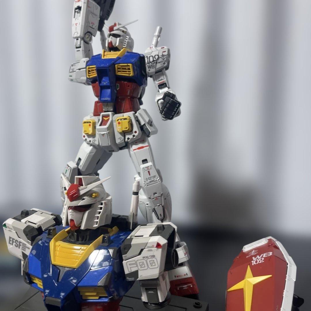 【癒し】PGU1/60RX-78-2ガンダムと　1/48RX-78F00ガンダム