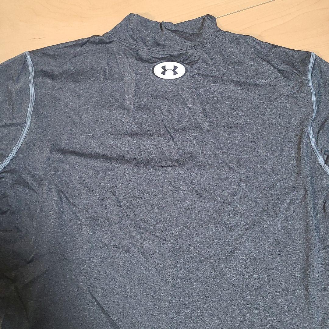アンダーアーマーUAヒートギアフィッティド長袖モックシャツ MFT8121