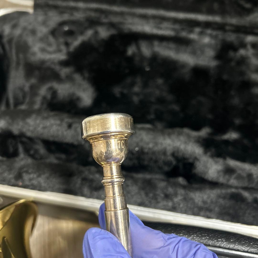 トランペット Richard CL41875本体と付属品