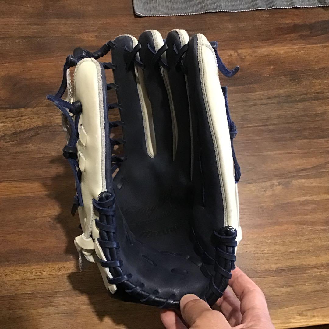 ミズノ Victory Stage イチローモデル グローブ ホワイト/ネイビー