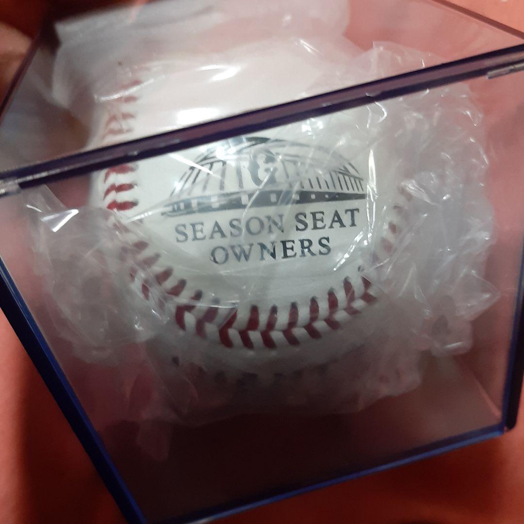 非売品◆読売ジャイアンツ◆長野久義選手　直筆サインボールシーズンシートオーナー