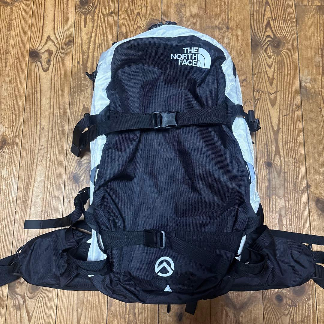 ノースフェイス Chugach 35 M チュガッチ ホワイト