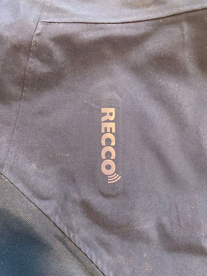 パタゴニア　GORE-TEX ネイビー スノーボードパンツ　170-175cm