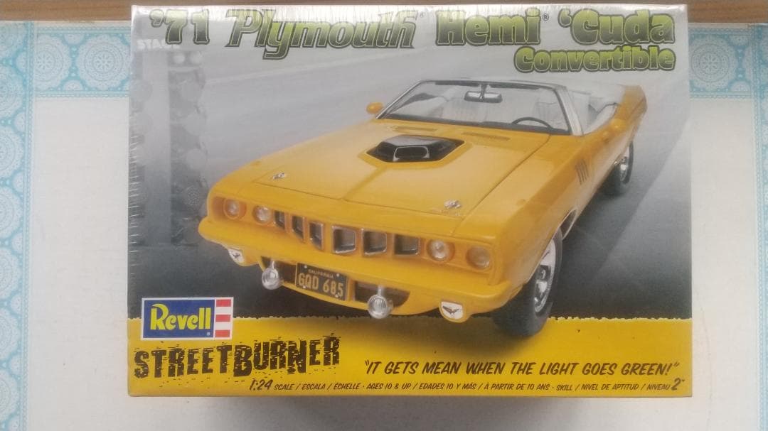 ココ　クラシックカー モデルキット4点セット