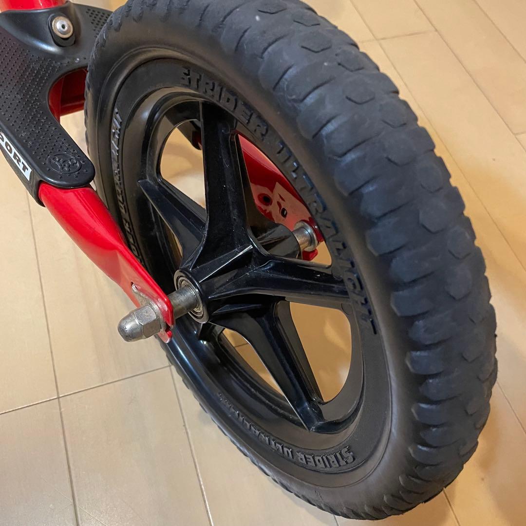 ストライダー スポーツモデル 12インチ　レッド