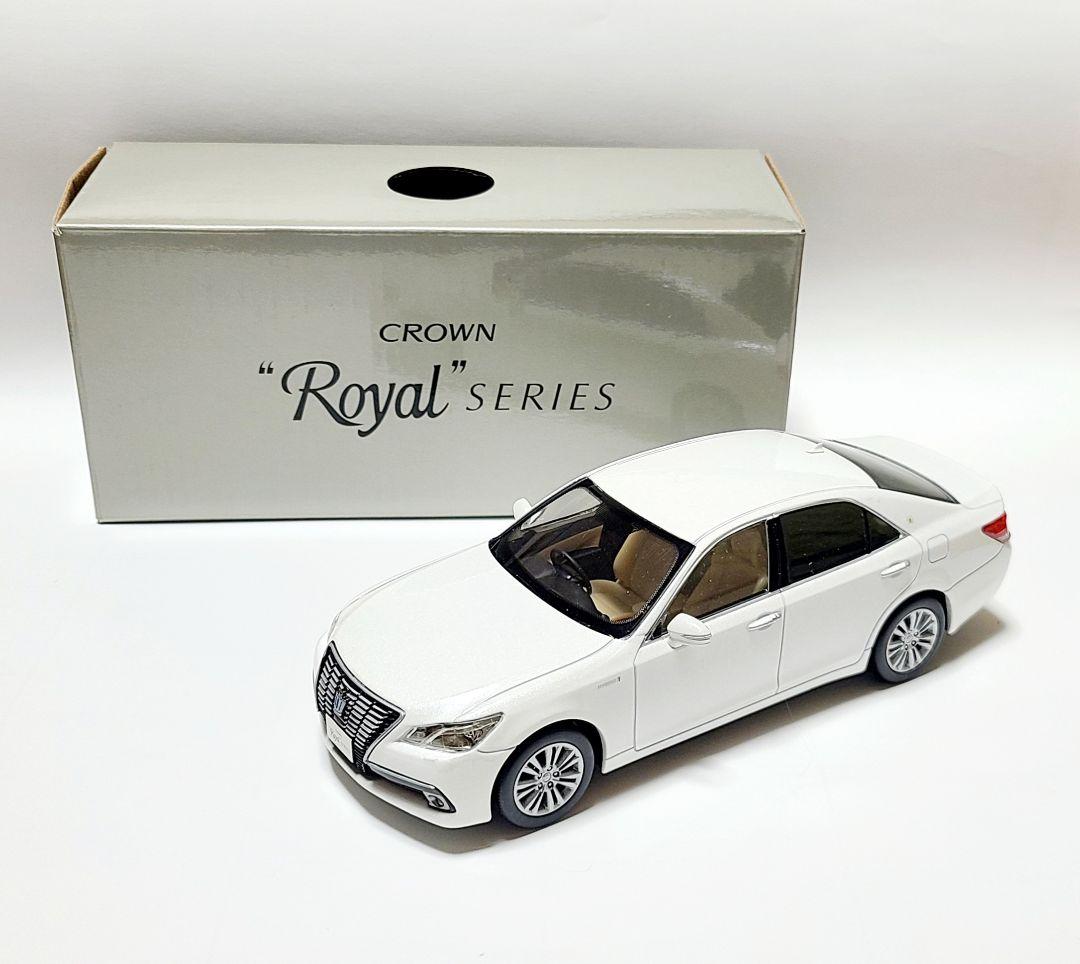 トヨタ 210系クラウンロイヤルサルーンG前期 カラーサンプル