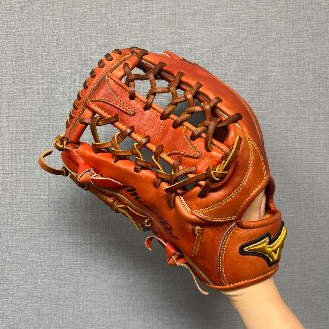 1181 ミズノプロ 型抜群 即戦力 硬式 外野手用グローブ 左投げ