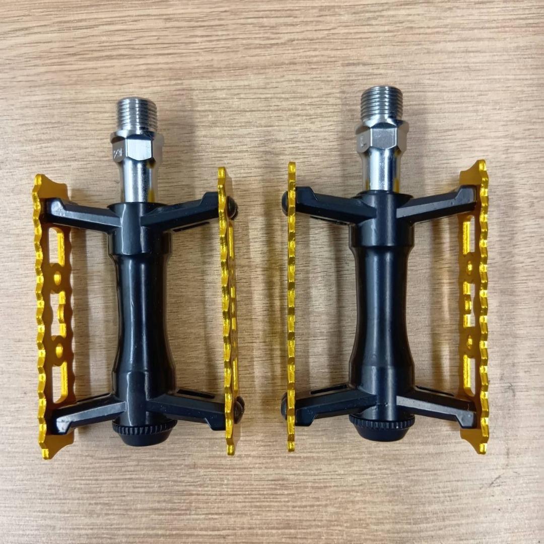 SYLAN TOURING NEXT 三ヶ島 ペダル ブラック 側板ゴールド