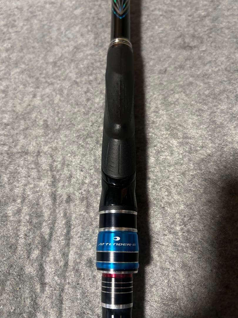 ATTENDER III 磯竿 1.75号　5.3ｍ