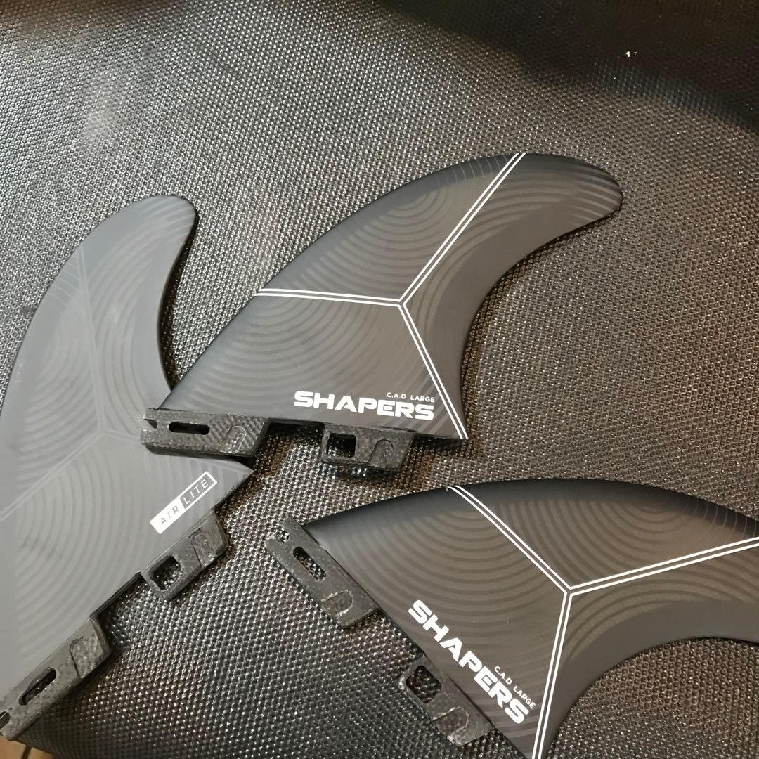 SHAPERS C.A.D LARGE フィンセット