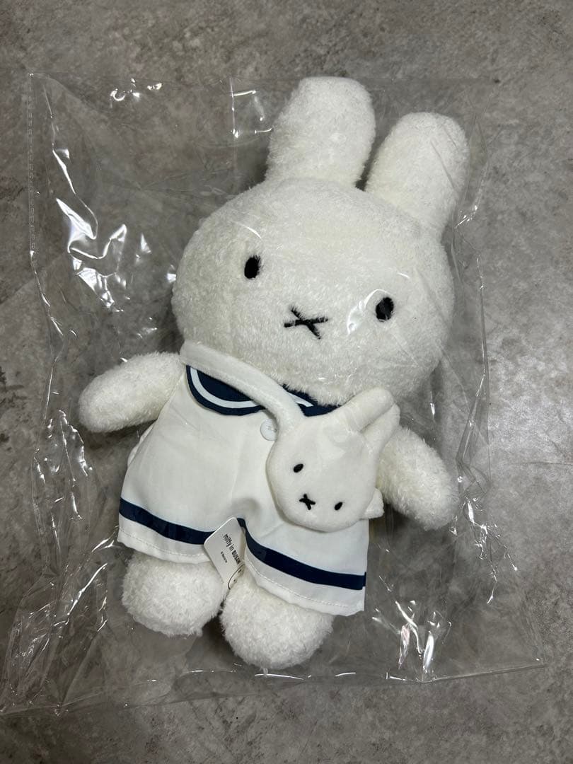 ミッフィー セーラー服 ぬいぐるみ