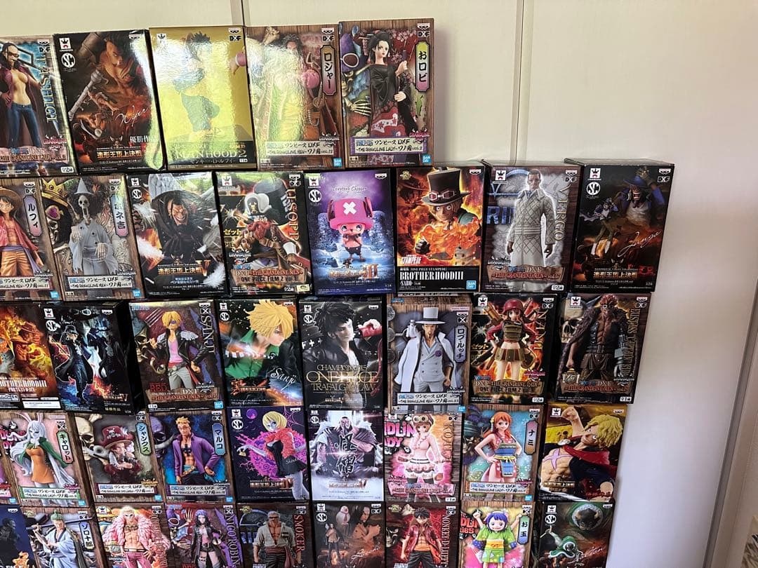 ワンピースフィギュア90体まとめ売り