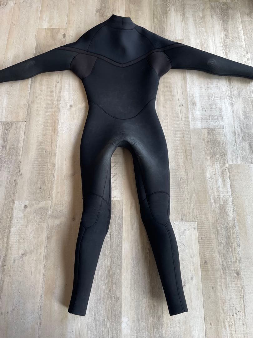 ウェットスーツ　ジョーフル3㎜　メンズML　オールブラック